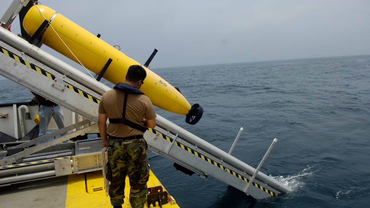 Image Credit: U.S. Navy photo by Mr. John F. Williams - Public domain/Wiki Commons