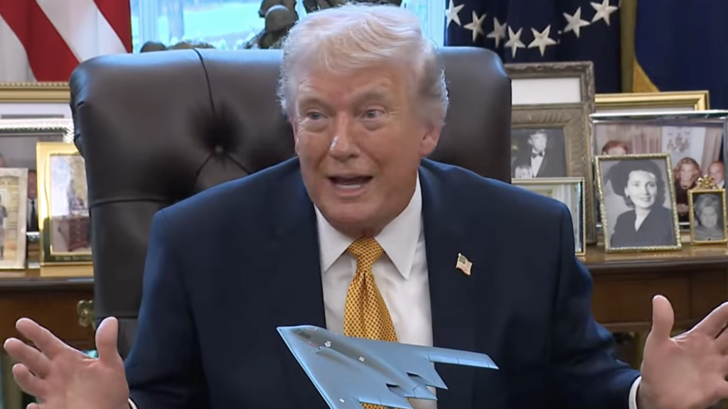 Trump Boasts B-2 Bomber — “It Looks Small, but in Person It’s Very Big. It’s the Only Plane Capable of Carrying a 200,000-Pound Bomb”