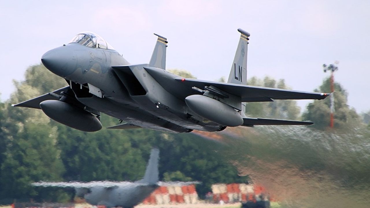 Image Credit: Airwolfhound from Hertfordshire, UK – F-15 Eagle – RIAT 2016, via Wikimedia Commons, CC BY-SA 2.0
