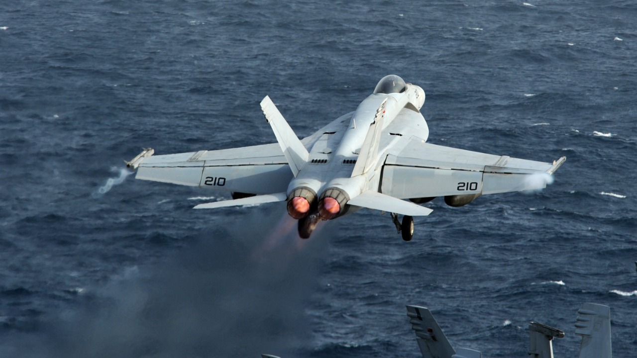 Image Credit: Official Navy Page from United States of America
MC2 Jonathan P. Idle/U.S. Navy - Public domain/Wiki Commons