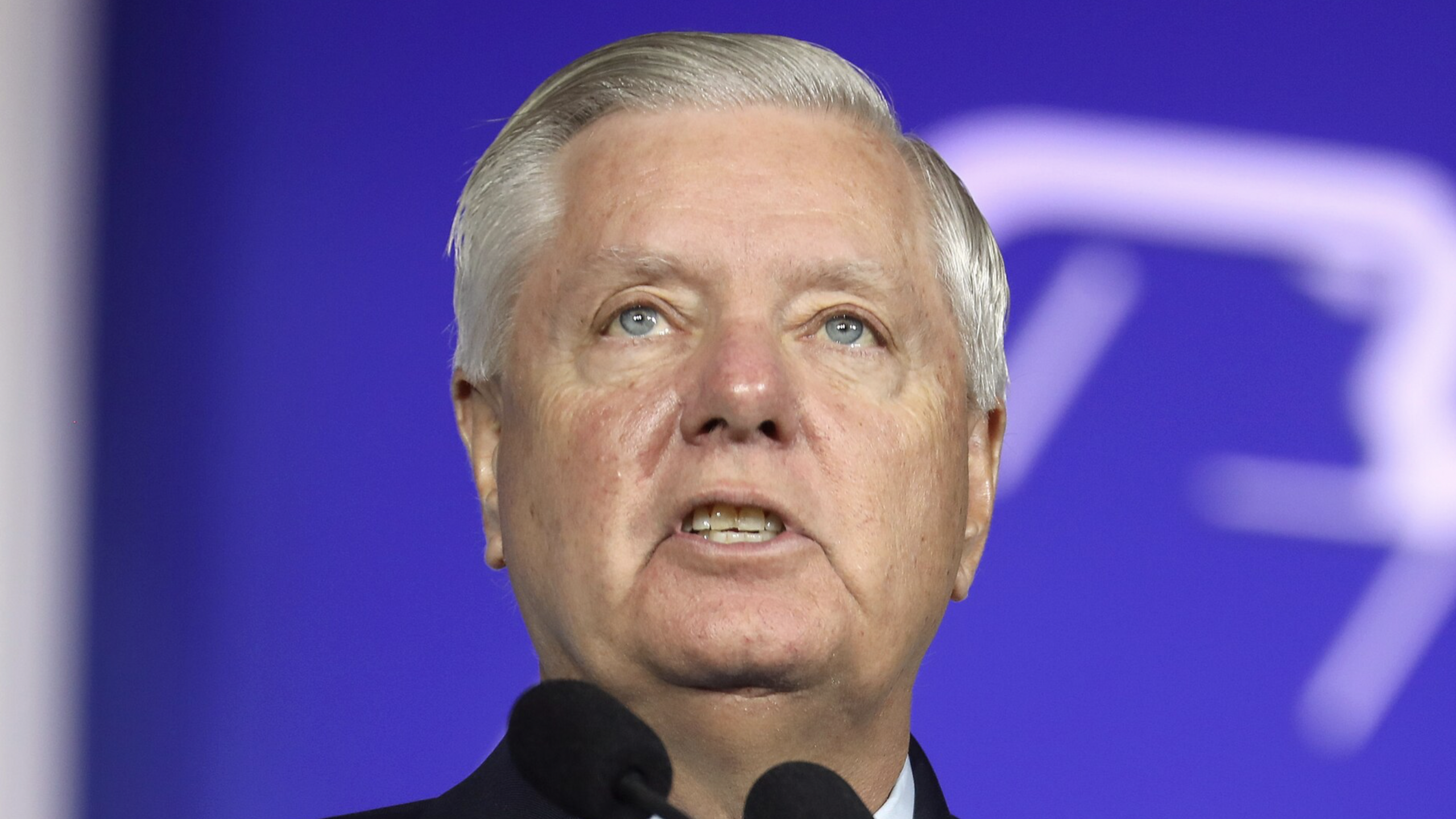 Lindsey Graham Says Legislation Will Be Introduced to Authorize $400 Million for the Ballroom — "The Sooner We Get the Ballroom Built, the Better"