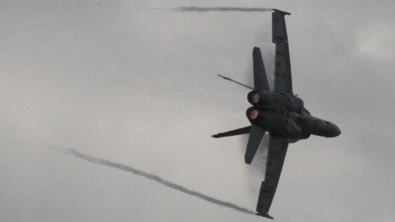 FA-18 crashes
