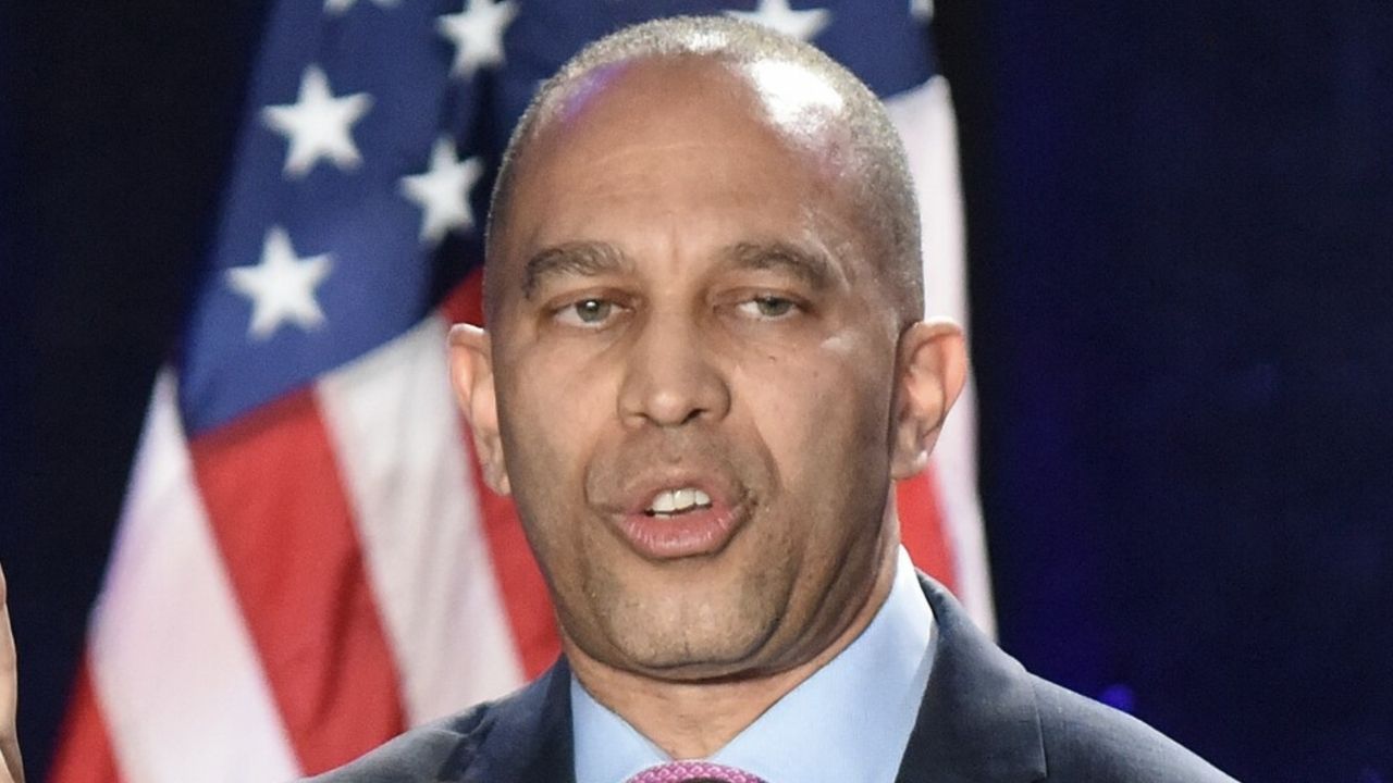 Jeffries Calls Trump's Iran War an "Epic Failure" That Has Made "America Less Safe" — Vows Democrats "Will Hold Republican Extremists Accountable for This Disastrous Quagmire"