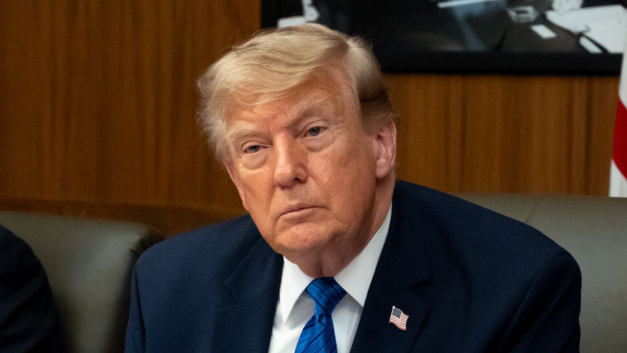 Trump Aides Push to Keep Iran War Quiet Before Midterms as Public Support Plummets — “We Are Keeping the Pressure on Iran. But November Is a Priority”