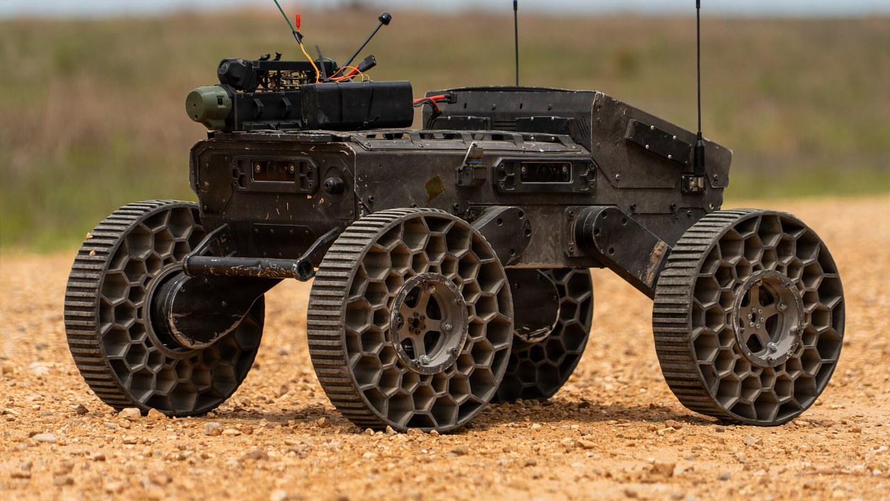 A FireAnt unmanned ground vehicle used in U.S. Army training. Not part of the 390A course.