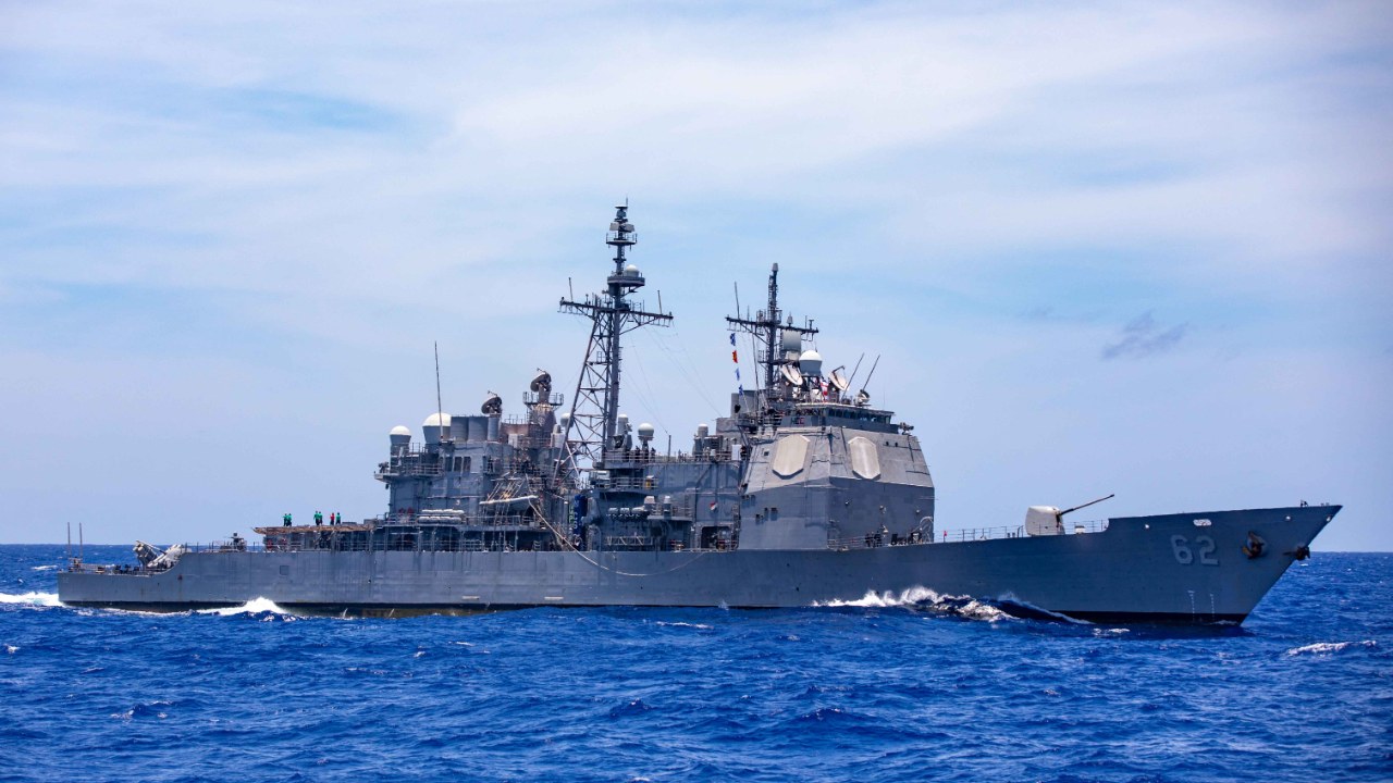 Ticonderoga-class cruiser USS Robert Smalls at sea